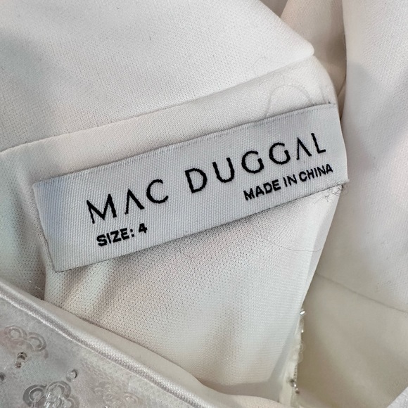 Mac Duggal Floral Sequined Criss Cross Bodice Gown Maxi Dress 68166 White Size 4 - Picture 4 of 11
